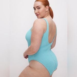 GOOD AMERICA LIGHT BLUE SWIMMING SUIT.